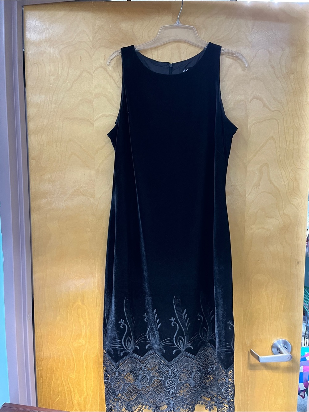Anne Klein Sleeveless Black Velvet Dress with Lace Trim